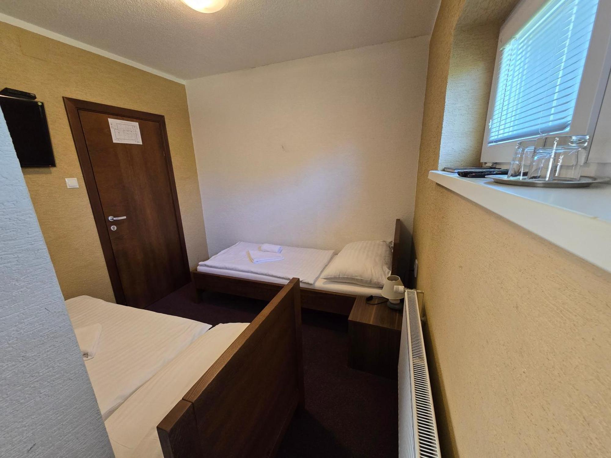 Penzion Arizona Zlate Moravce Room photo